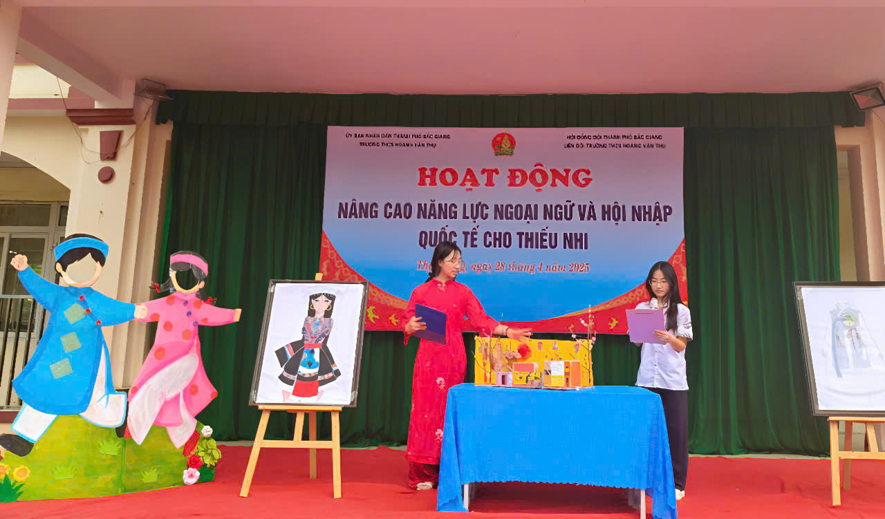 Liên đội trường THCS Hoàng Văn Thụ tổ chức hoạt động 